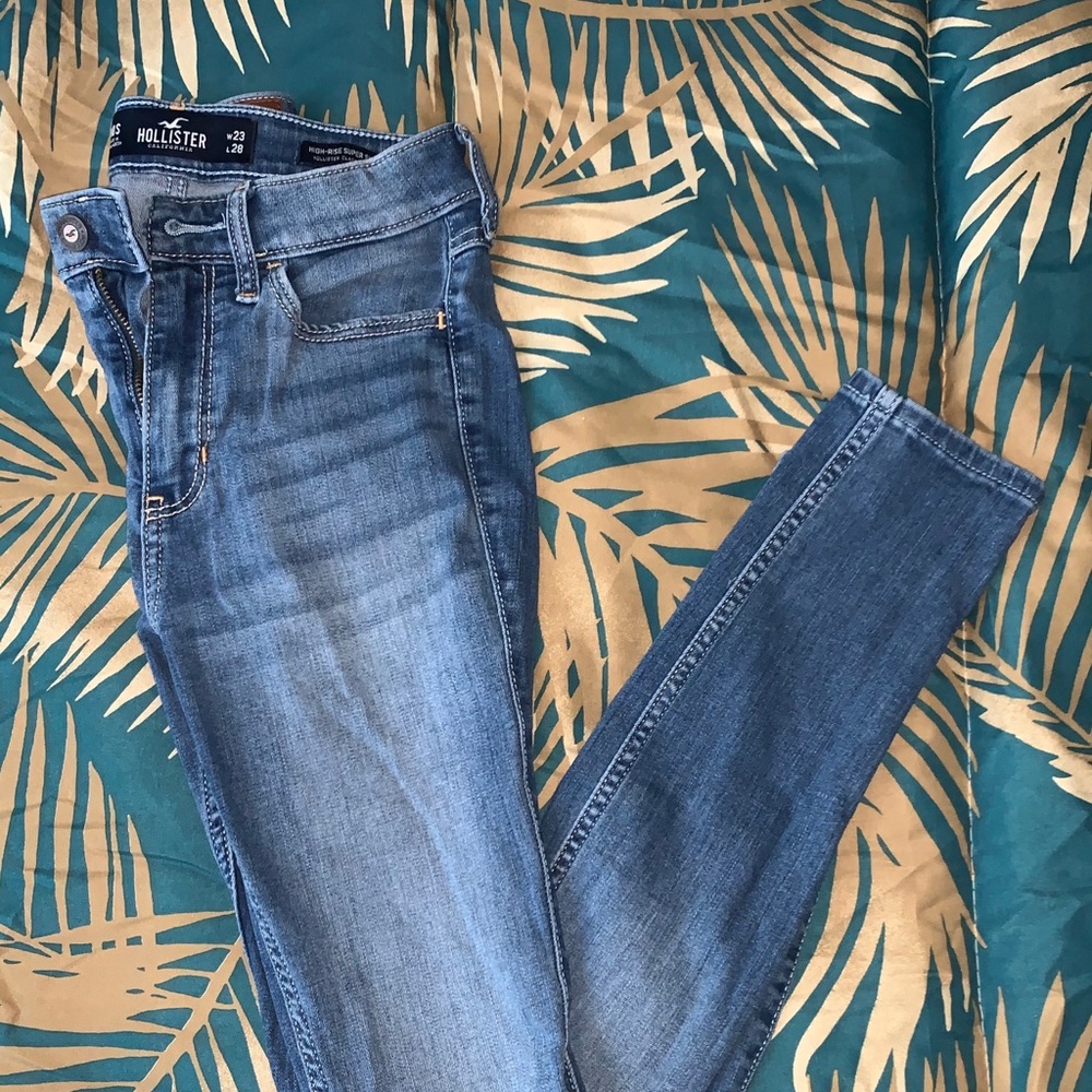Hollister Jeans-00S W23 L28 High Rise Super Skinny